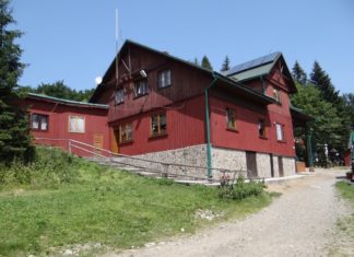 Schronisko PTTK Leskowiec Schronisko PTTK Leskowiec
